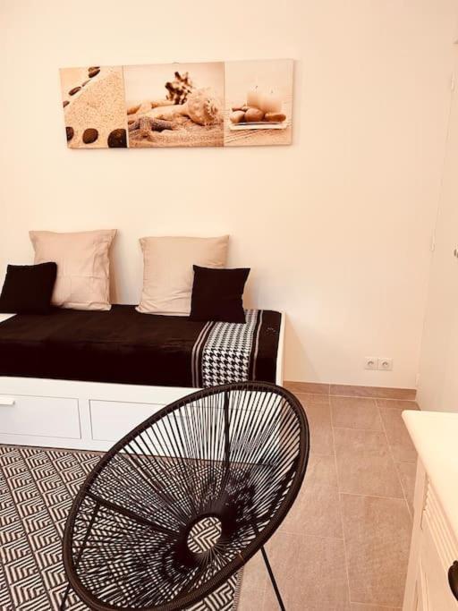 Studio Jardin Privatif 300M De La Plage Sainte-Maxime Kültér fotó